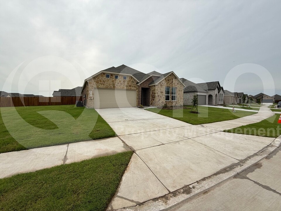 5105 Auburn Trce Ln in Princeton, TX - Building Photo