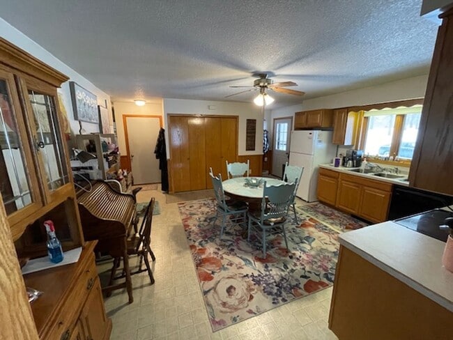 property at 8148 Whitstrom Rd