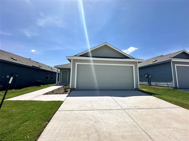 3902 Selawik St in Sherman, TX - Building Photo