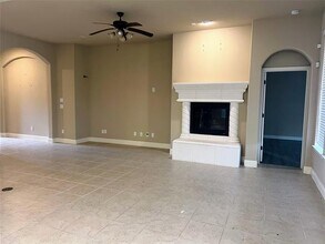 1001 Summer Ln in McKinney, TX - Building Photo - Building Photo