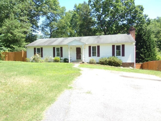 2605 Seacliff Cir in Richmond, VA - Building Photo - Building Photo
