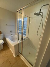 5730 Baldwin Elm St in Richmond, TX - Foto de edificio - Building Photo