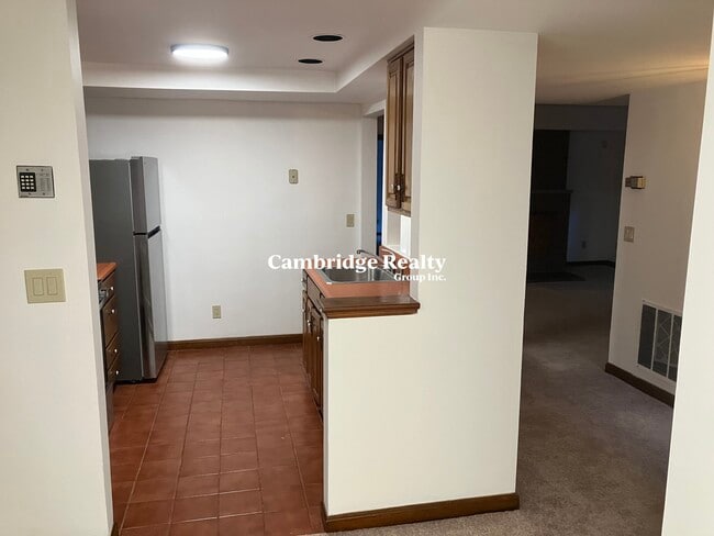 175 Summer St, Unit 2