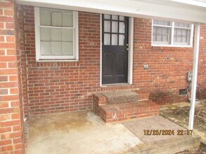 422 Kingswood Dr in Albany, GA - Building Photo - Building Photo