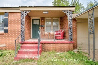 1225 Carverdale Dr in Oklahoma City, OK - Building Photo - Building Photo