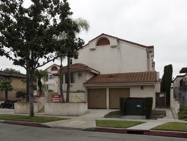 707 S Webster Ave in Anaheim, CA - Foto de edificio - Building Photo