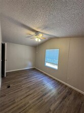 530 Opal Ln in Kyle, TX - Building Photo - Building Photo