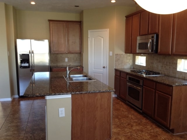 5718 Emerald Brook Ln in League City, TX - Building Photo - Building Photo