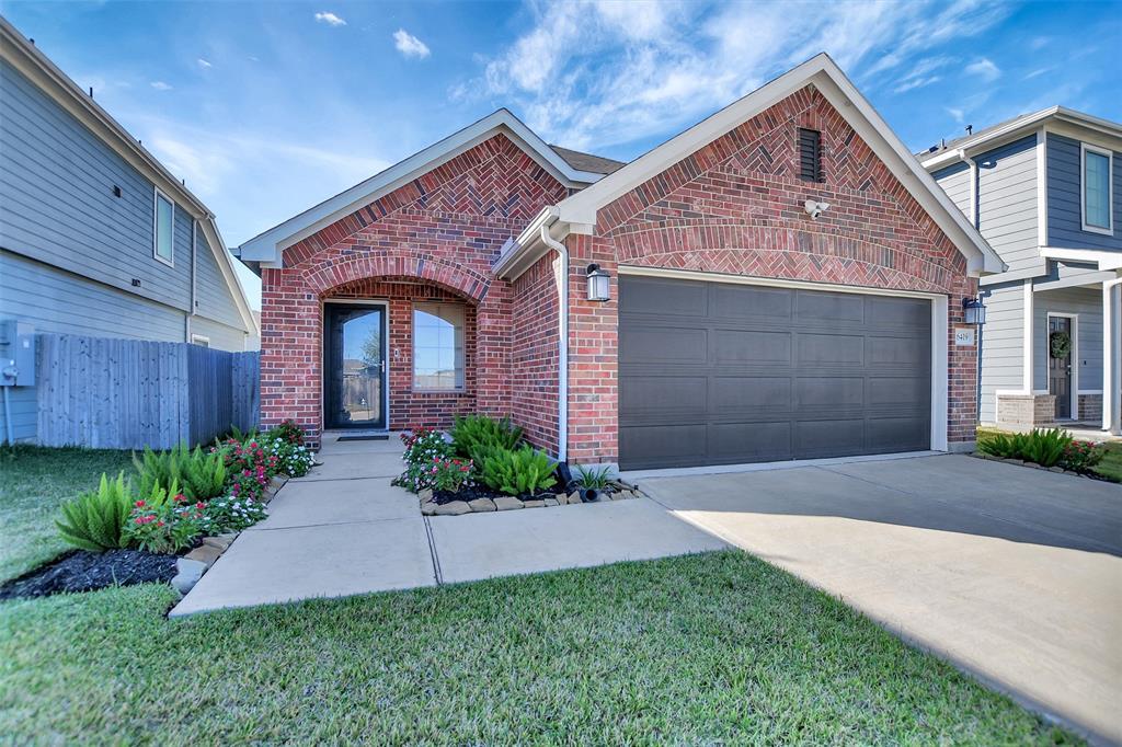 6419 Purple Wreath Way in Katy, TX - Building Photo