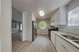 2719 Valleyhill Dr in Acworth, GA - Building Photo - Building Photo