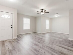 501 Edgewood Ave in Corsicana, TX - Building Photo - Building Photo