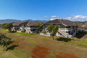 The Royal Palms in Waipahu, HI - Building Photo - Building Photo