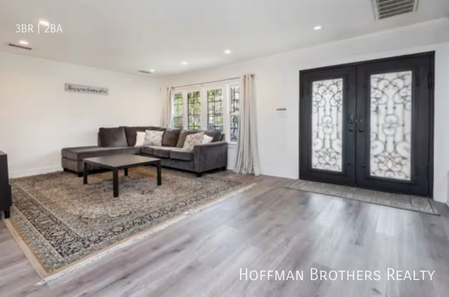 509 N Edinburgh Ave in West Hollywood, CA - Building Photo - Building Photo