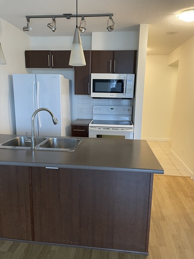 1178 Heffley Crescent in Coquitlam, BC - Building Photo - Building Photo