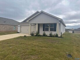 417 Jackson Pt Cir in Huntsville, AL - Building Photo