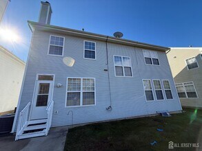 7 Elsie Dr in Plainsboro, NJ - Building Photo - Building Photo