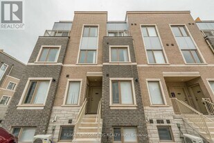 140 Honeycrisp Cres in Vaughan, ON - Building Photo