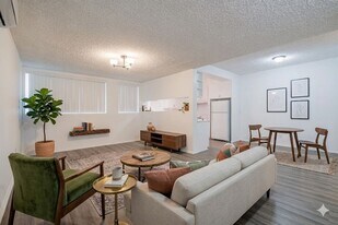 808 Princeton St in Santa Monica, CA - Building Photo