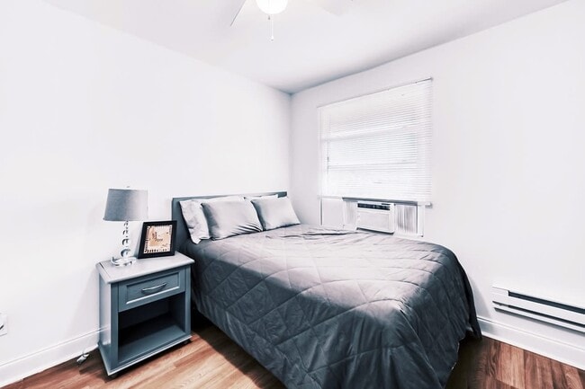 property at 1403 Steele St