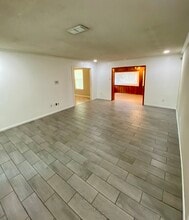 1623 Clark St in Harlingen, TX - Foto de edificio - Building Photo