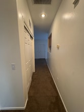 609 Yellow Meadow Ct in Bakersfield, CA - Building Photo - Building Photo