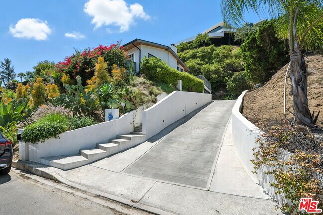 property at 1317 Devlin Dr