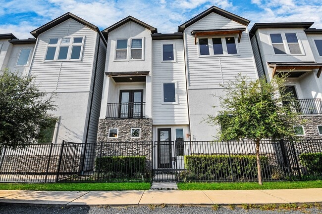 property at 1214 Upton St