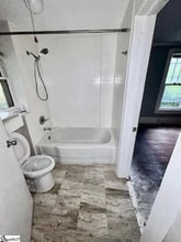 533 Farley Ave in Spartanburg, SC - Foto de edificio - Building Photo