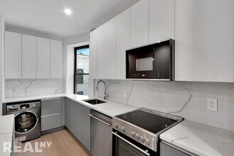 19 Wyckoff St in Brooklyn, NY - Foto de edificio - Building Photo