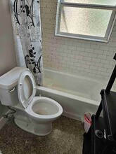 1671 NE 32nd Ct in Pompano Beach, FL - Foto de edificio - Building Photo