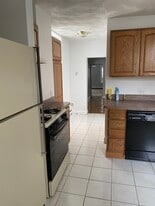 148 Saratoga St, Unit 3