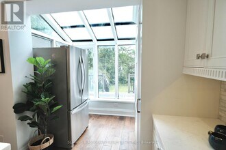 456 Roehampton Ave in Toronto, ON - Building Photo - Building Photo