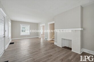 2907 Rockwood Pl in Toledo, OH - Building Photo - Building Photo