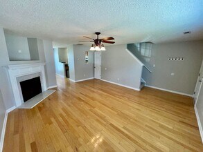 5505 Sierra Tr in College Park, GA - Building Photo - Building Photo