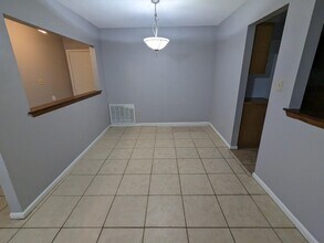 3419 Thresher Dr in Tallahassee, FL - Foto de edificio - Building Photo