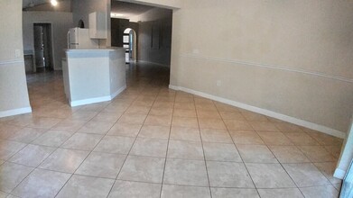 14528 Lake Price Dr in Orlando, FL - Building Photo - Building Photo