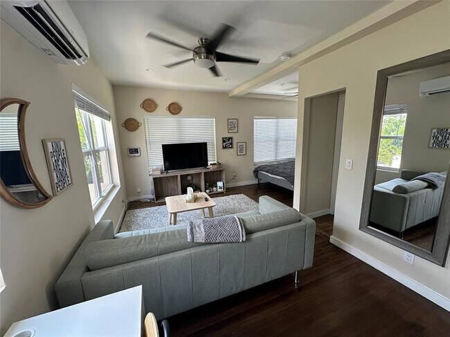 property at 1501 SE 2nd Ct