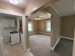 688-690 Fairview Ave N in St. Paul, MN - Building Photo - Building Photo