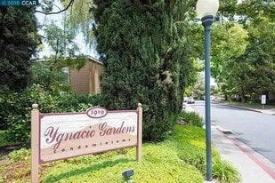 1919 Ygnacio Valley Rd, Unit Ygnacio Gardens in Walnut Creek, CA - Building Photo