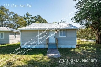 223 12th Ave SW in Decatur, AL - Building Photo - Building Photo