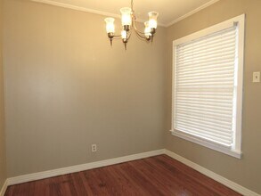 1214 S Azalea Dr in Tyler, TX - Building Photo - Building Photo