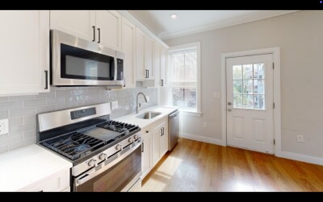 101 Porter St, Unit #4