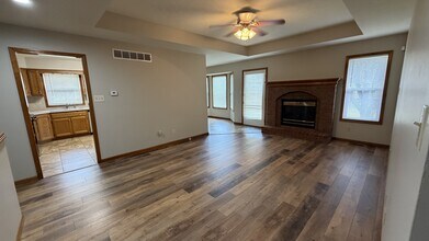 3612 SW Atwood Ave in Topeka, KS - Building Photo - Building Photo