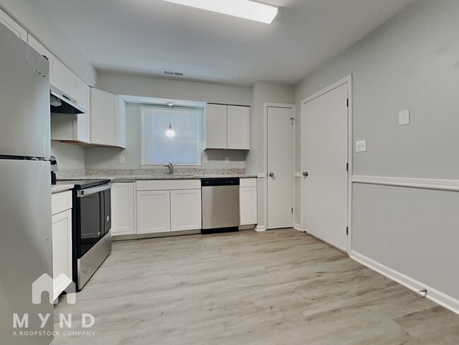 3337 Pine Meadow Dr in Charlotte, NC - Foto de edificio - Building Photo