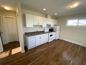 1626-1688 88 Ave in Dawson Creek, BC - Building Photo - Building Photo