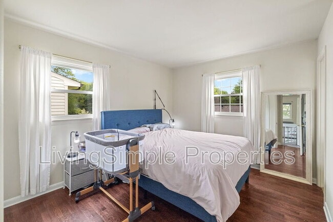 1213 Gladstone Dr in Rockville, MD - Building Photo - Building Photo
