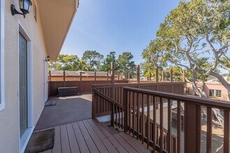 833 2nd St in Pacific Grove, CA - Building Photo - Building Photo