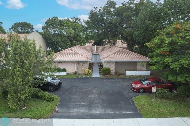 7971 NW 35th Ct in Coral Springs, FL - Building Photo - Building Photo