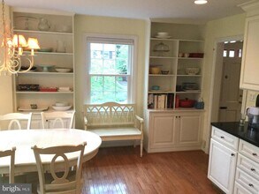 6112 Wynnwood Rd in Bethesda, MD - Building Photo - Building Photo