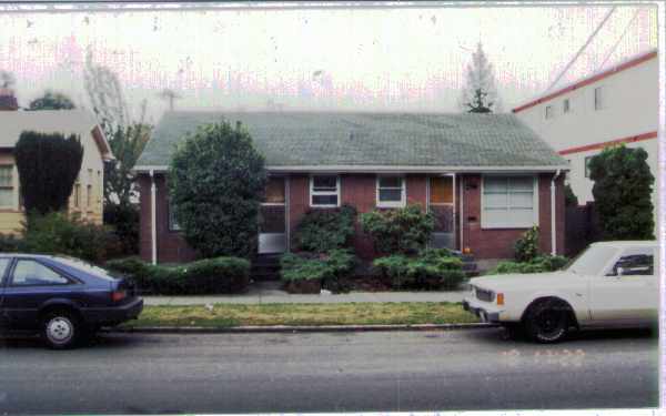427 NE Ravenna Blvd in Seattle, WA - Foto de edificio - Building Photo